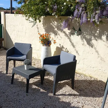 Avec Jardin Et Parking Prives Lejlighed *